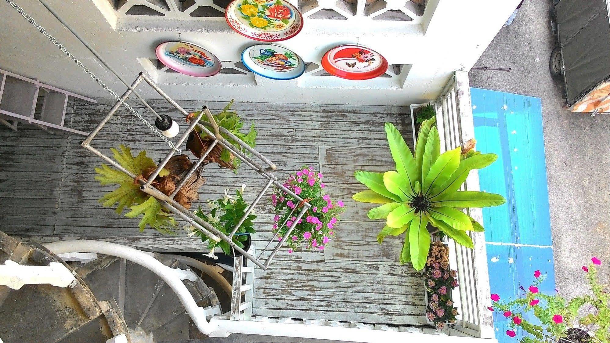 The Loft @ 13 Hibiscus Apartamento Malacca Exterior foto